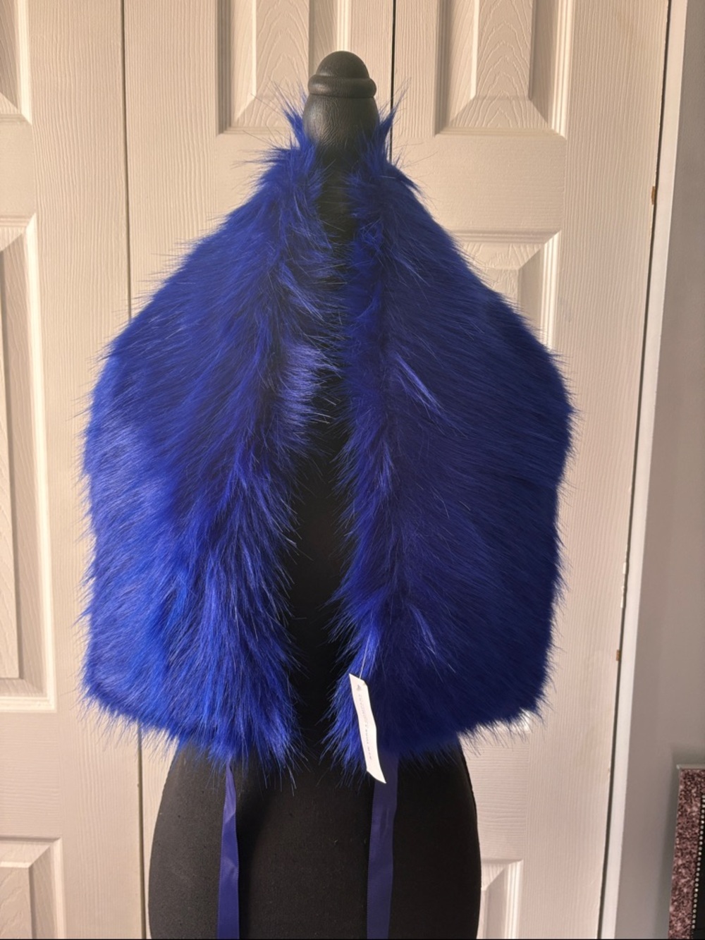 New York & Company Royal Blue Faux Fur Stole